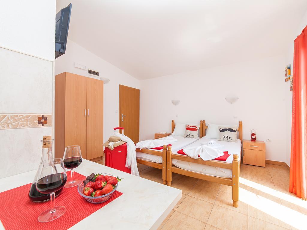 Petrovac Apartments Viktorija מראה חיצוני תמונה